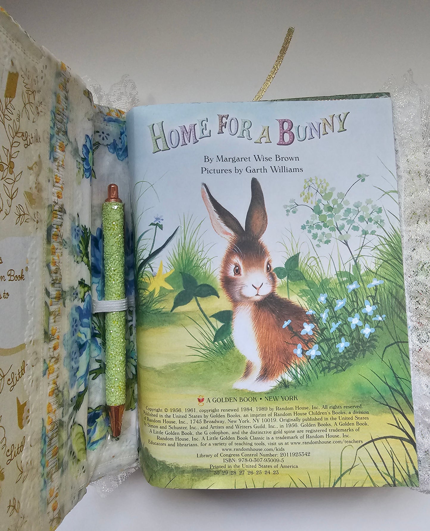 Little golden book Journal